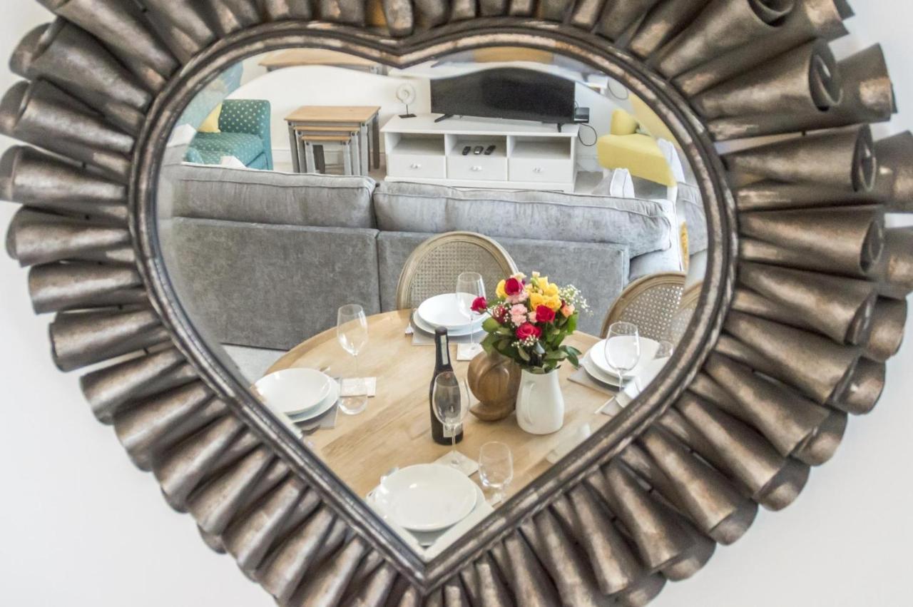 Milford Street - 5 Bedroom Luxurious Holiday Home - Сондърсфут Екстериор снимка