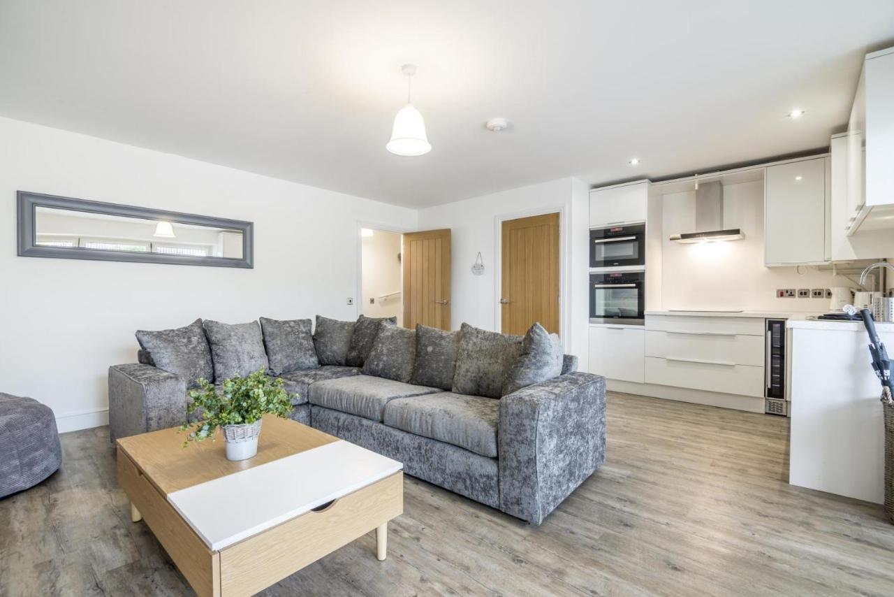 Milford Street - 5 Bedroom Luxurious Holiday Home - Сондърсфут Екстериор снимка