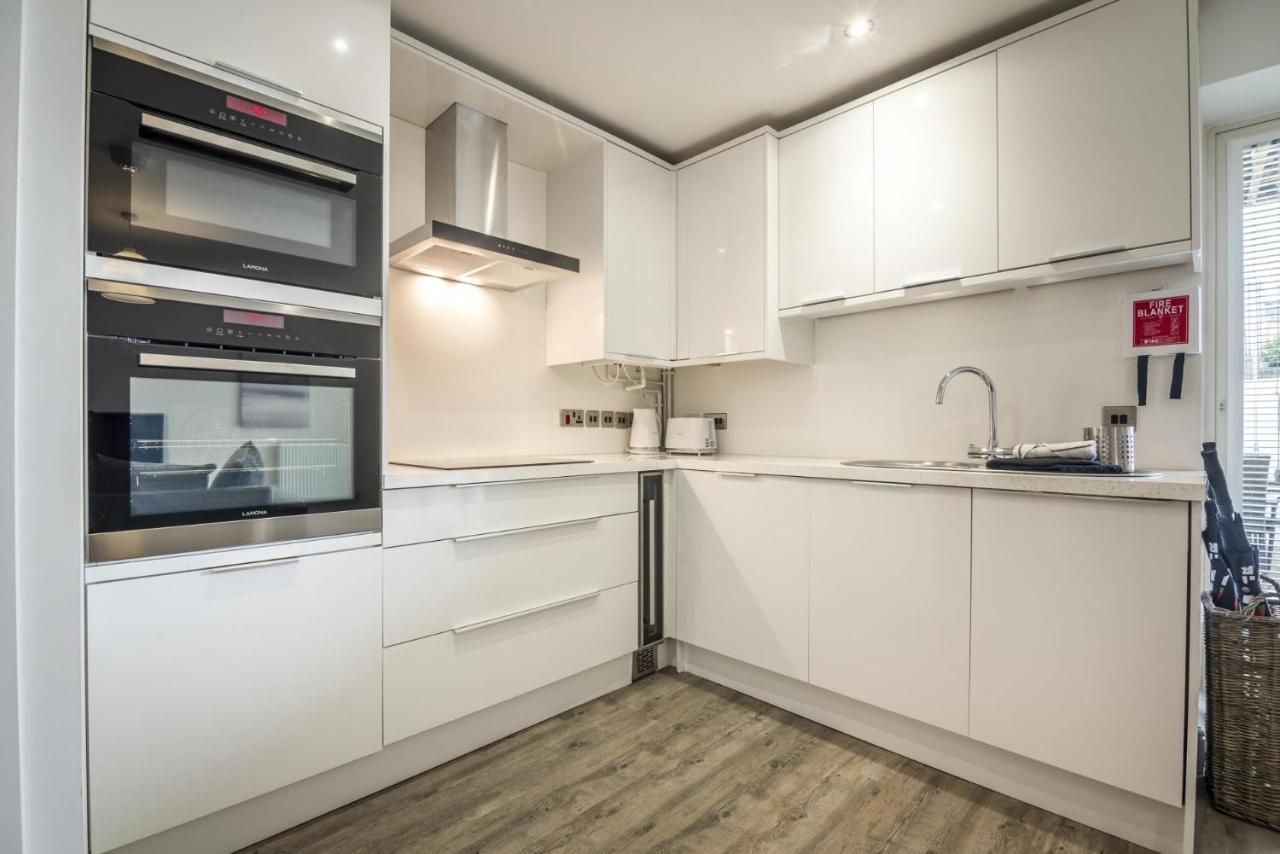 Milford Street - 5 Bedroom Luxurious Holiday Home - Сондърсфут Екстериор снимка